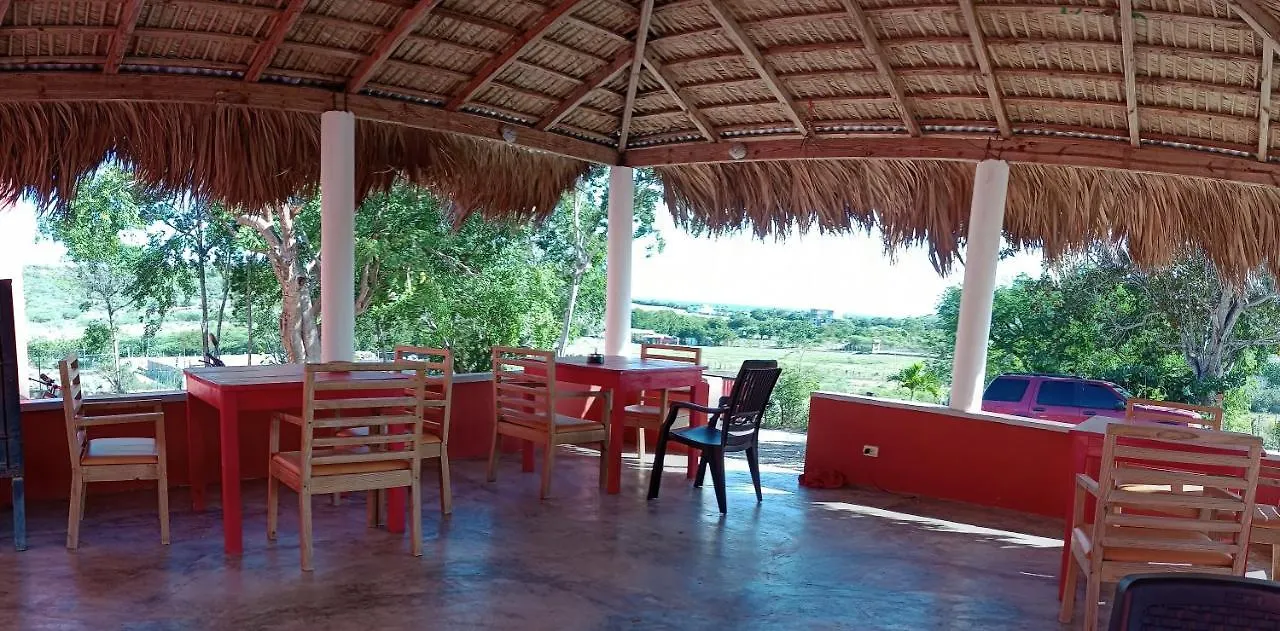 Villa Kiki Ensenada بونتا روسيا بيت ضيافة