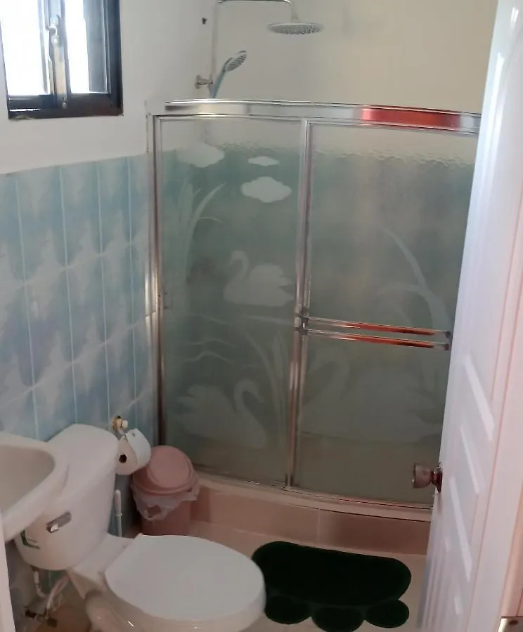 بيت ضيافة Villa Kiki Ensenada بونتا روسيا