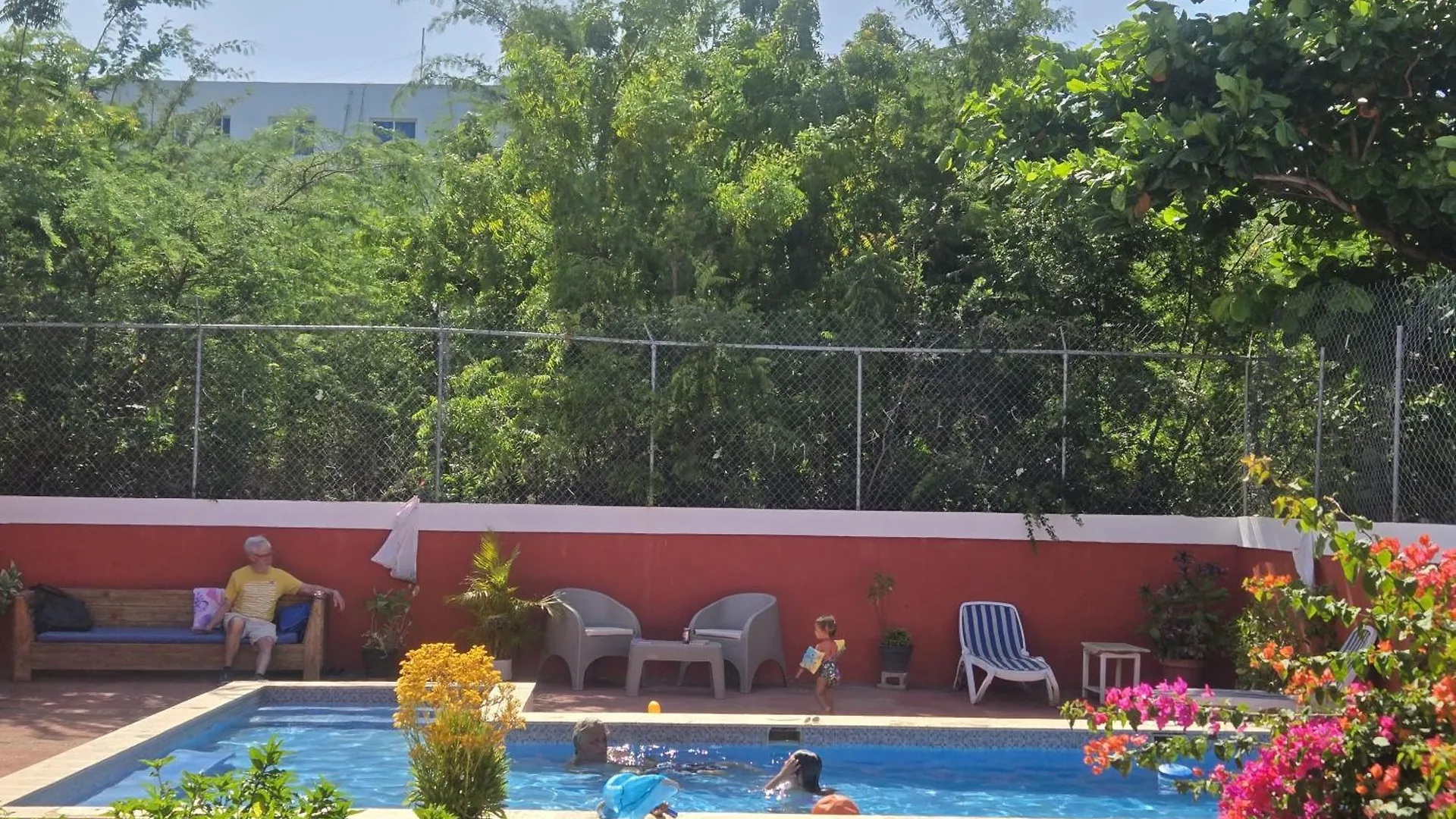Villa Kiki Ensenada بونتا روسيا بيت ضيافة